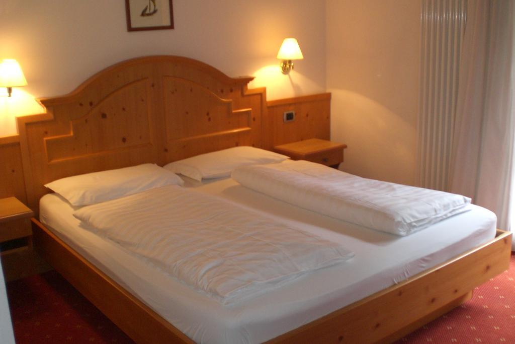 קאמפיטלו די פאסה Hotel Salvan מראה חיצוני תמונה