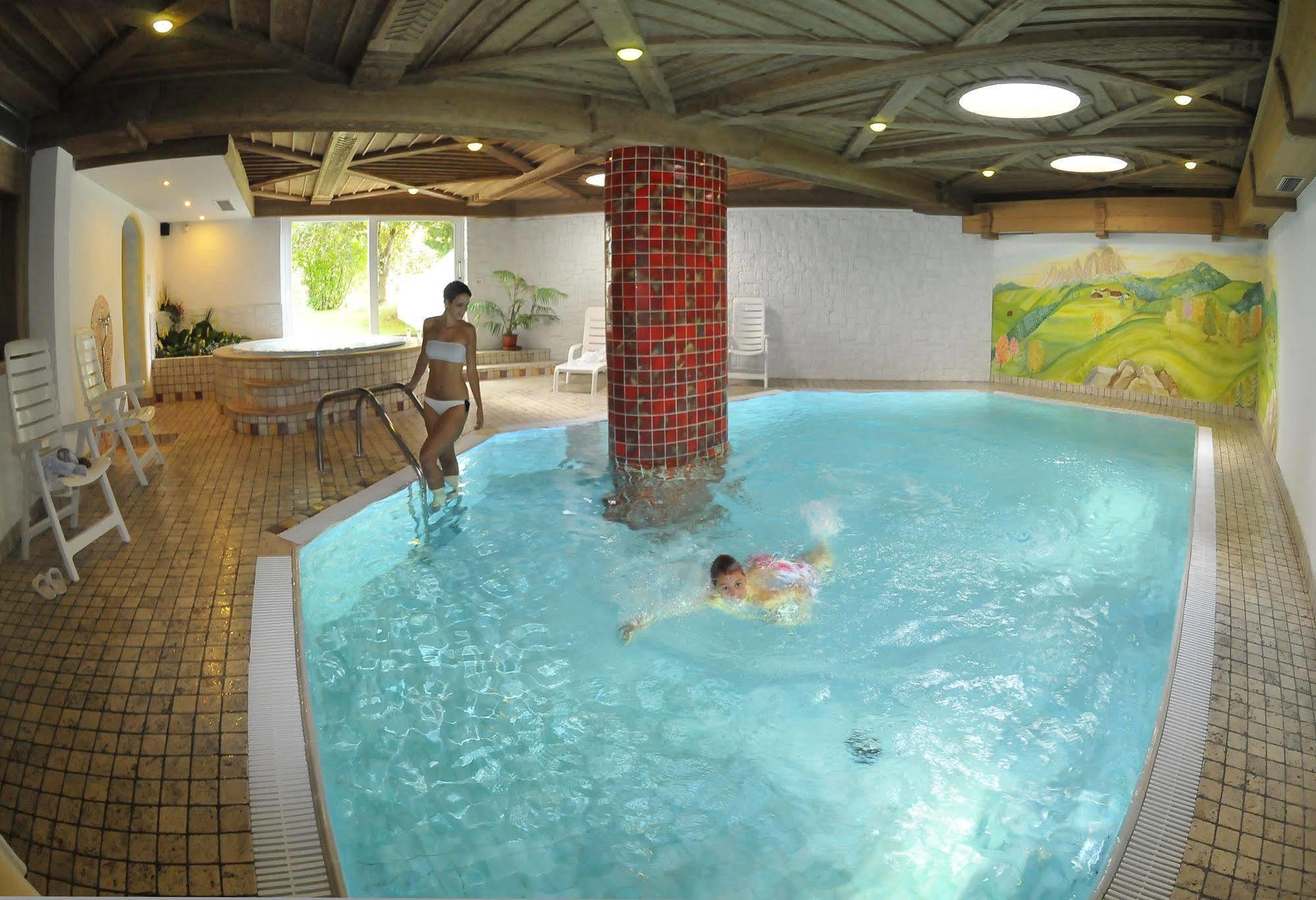 קאמפיטלו די פאסה Hotel Salvan מראה חיצוני תמונה
